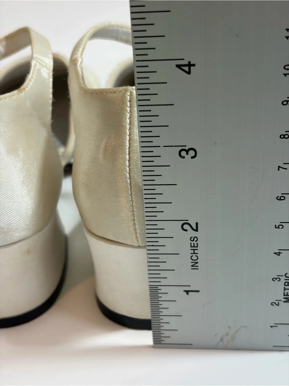 KRU Girls Elegant Ivory Satin Ankle-Strap  Dress Shoes 12.5 NIB